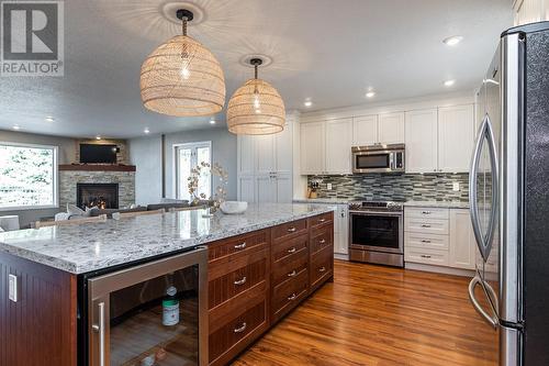 55680 Jardine Loop, Prince George, BC - Indoor Photo Showing Kitchen With Upgraded Kitchen
