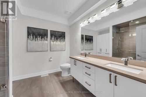4 - 509 Elizabeth Street, Burlington, ON - Indoor Photo Showing Bathroom