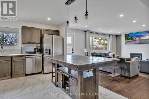 2317 Old Norwood Rd, Otonabee-South Monaghan, ON - Indoor Photo Showing Kitchen