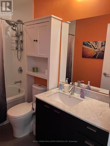 1006 - 775 King Street W, Toronto, ON - Indoor Photo Showing Bathroom
