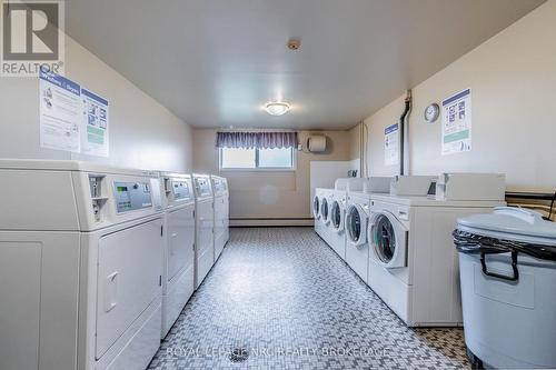 504 - 264 Grantham Avenue, St. Catharines, ON - Indoor Photo Showing Laundry Room