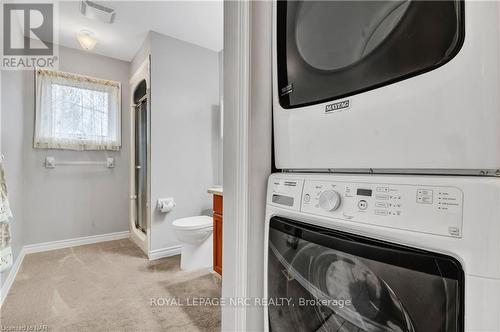 #9 -556 King St, Niagara-On-The-Lake, ON - Indoor Photo Showing Laundry Room