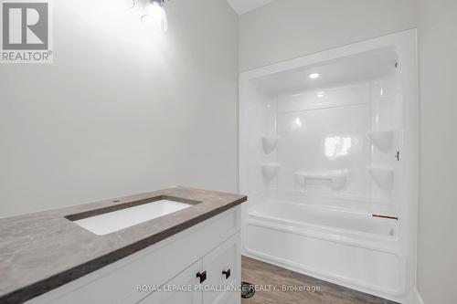 6 Dunmor Street, Stirling-Rawdon, ON - Indoor Photo Showing Bathroom