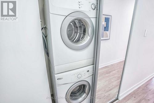 #209 -707 Dovercourt Rd, Toronto, ON - Indoor Photo Showing Laundry Room