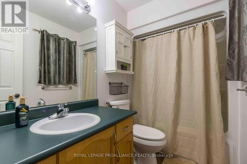 96 Finch Drive, Belleville, ON - Indoor Photo Showing Bathroom