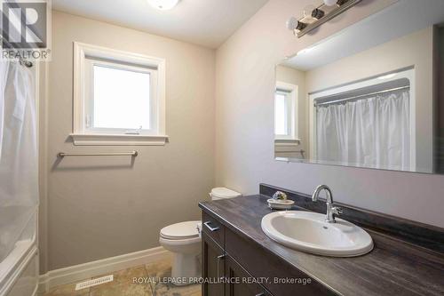 8 Crews Cres, Quinte West, ON - Indoor Photo Showing Bathroom