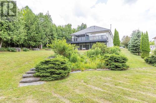 137 Sumcot Drive, Galway-Cavendish And Harvey, ON - Outdoor With Deck Patio Veranda