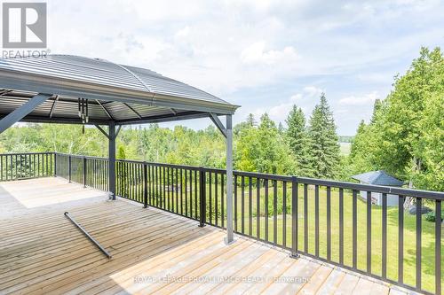 137 Sumcot Drive, Galway-Cavendish And Harvey, ON - Outdoor With Deck Patio Veranda With Exterior