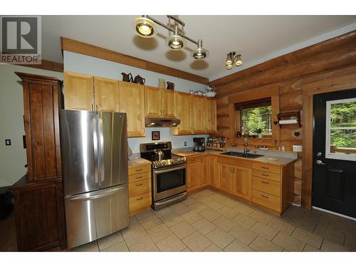 2037 Singlehurst Road, Terrace, BC - Indoor Photo Showing Kitchen With Double Sink