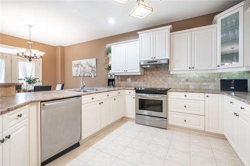 5 Maryheather Crescent, Flamborough, ON - Indoor Photo Showing Kitchen With Double Sink