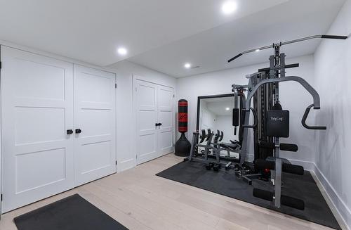 198 Penn Drive, Burlington, ON - Indoor Photo Showing Gym Room