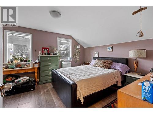 857-859 Cadder Avenue, Kelowna, BC - Indoor Photo Showing Bedroom