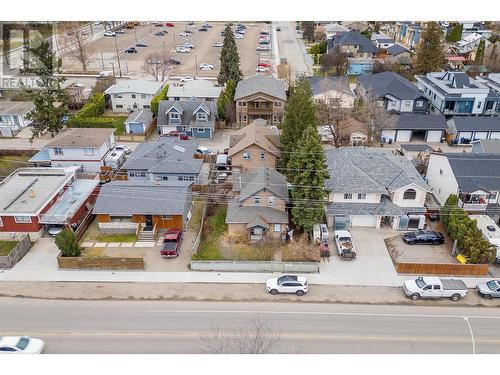 857-859 Cadder Avenue, Kelowna, BC - Outdoor With View