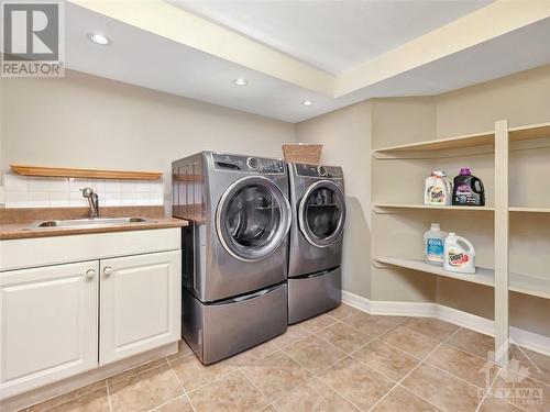 222 Walden Drive, Ottawa, ON - Indoor Photo Showing Laundry Room
