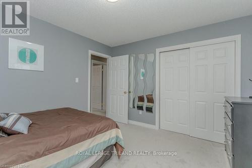 852 Richmond St, Thames Centre, ON - Indoor Photo Showing Bedroom