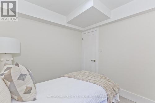 137 Lottridge St, Hamilton, ON - Indoor Photo Showing Bedroom