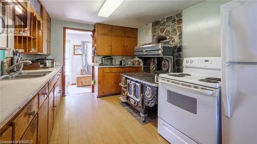 43 Bartley Drive, Northern Bruce Peninsula, ON - Indoor Photo Showing Kitchen With Double Sink