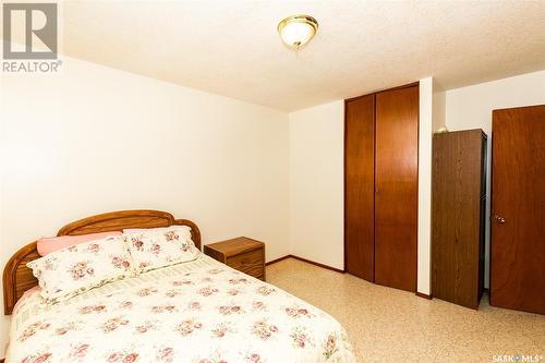 105 Bayne Street, Luseland, SK - Indoor Photo Showing Bedroom