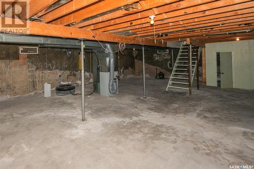 105 Bayne Street, Luseland, SK - Indoor Photo Showing Basement