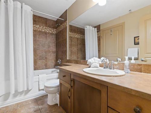 504-654 Cook Road, Kelowna, BC - Indoor Photo Showing Bathroom