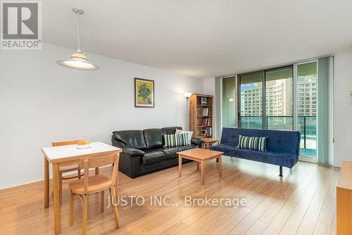 #1108 -750 Bay St, Toronto, ON - Indoor Photo Showing Other Room