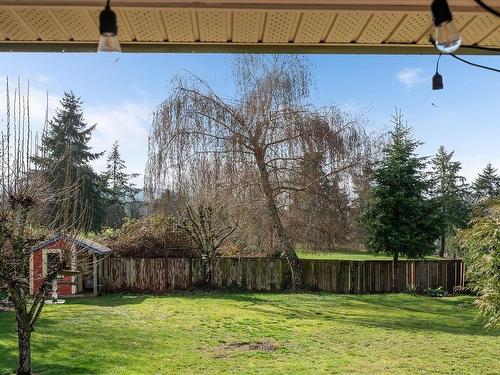 7549 Andrea Cres, Lantzville, BC - Outdoor With Backyard