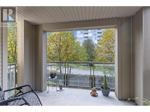 1093 Sunset Drive Unit# 214, Kelowna, BC - Outdoor With Exterior