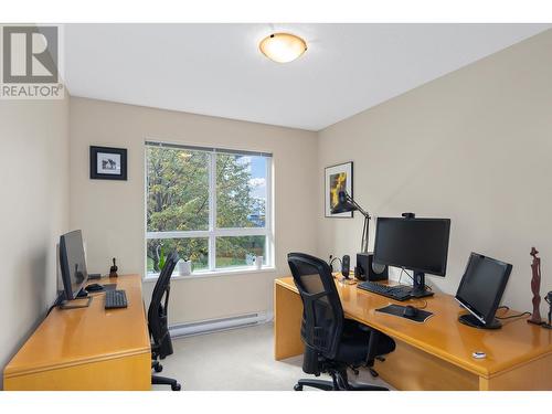 1093 Sunset Drive Unit# 214, Kelowna, BC - Indoor Photo Showing Office