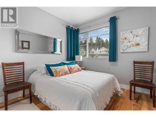 2033 Sunview Drive, West Kelowna, BC - Indoor Photo Showing Bedroom