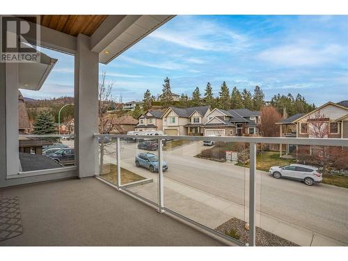 2033 Sunview Drive, West Kelowna, BC - Outdoor