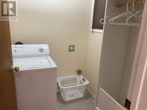 5003 Kyllo Road, 108 Mile Ranch, BC - Indoor Photo Showing Laundry Room