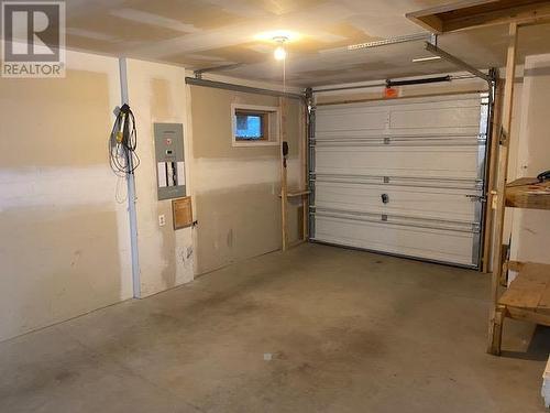 5003 Kyllo Road, 108 Mile Ranch, BC - Indoor Photo Showing Garage
