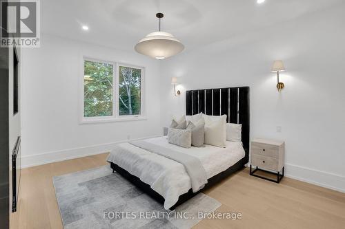 16 Cadillac Avenue, Toronto, ON - Indoor Photo Showing Bedroom