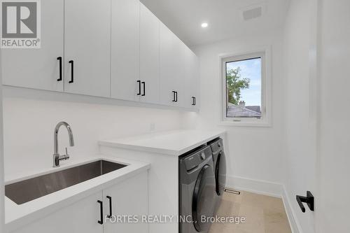 16 Cadillac Ave, Toronto, ON - Indoor Photo Showing Laundry Room