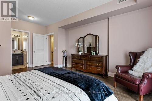 #504 -319 Highway 8, Hamilton, ON - Indoor Photo Showing Bedroom