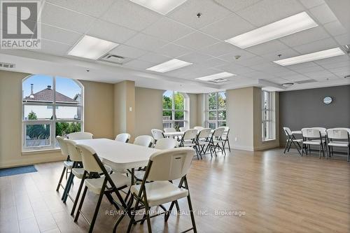 #504 -319 Highway 8, Hamilton, ON - Indoor Photo Showing Dining Room
