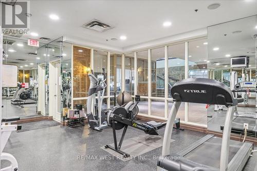 72 St Patrick St, Toronto, ON - Indoor Photo Showing Gym Room