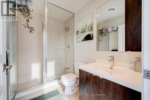 2305 - 352 Front Street, Toronto, ON - Indoor Photo Showing Bathroom