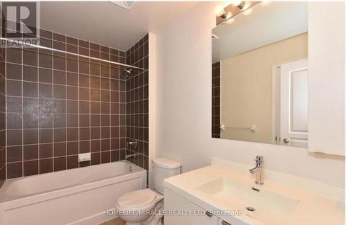 1604 - 352 Front Street W, Toronto, ON - Indoor Photo Showing Bathroom