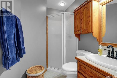 576 Okanese Avenue S, Fort Qu'Appelle, SK - Indoor Photo Showing Bathroom