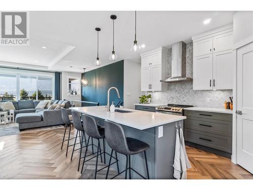 1160 16 Street Ne, Salmon Arm, BC - Indoor Photo Showing Kitchen With Upgraded Kitchen