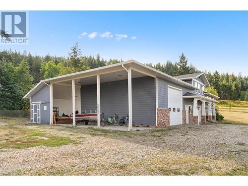 4331 Trans Canada Highway, Tappen, BC - Outdoor