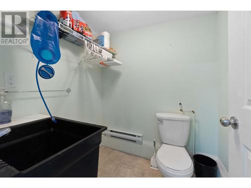 4331 Trans Canada Highway, Tappen, BC - Indoor Photo Showing Bathroom
