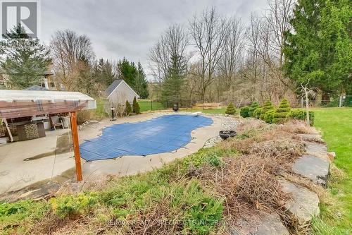 15 Royal York Court, Brant, ON - Outdoor