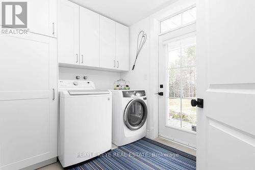 1224 Golden Beach Rd, Bracebridge, ON - Indoor Photo Showing Laundry Room
