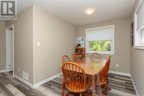 387 Stanley Park, Central Elgin, ON - Indoor Photo Showing Dining Room