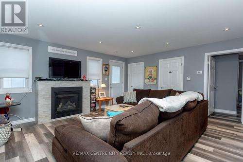 387 Stanley Park, Central Elgin (Port Stanley), ON - Indoor Photo Showing Living Room With Fireplace