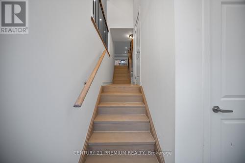 16 Calloway Way, Whitby, ON - Indoor Photo Showing Other Room
