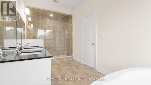 22 Settlers Road, Oakville, ON - Indoor Photo Showing Bathroom