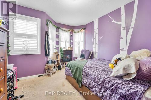 #92 -1128 Dundas St W, Mississauga, ON - Indoor Photo Showing Bedroom